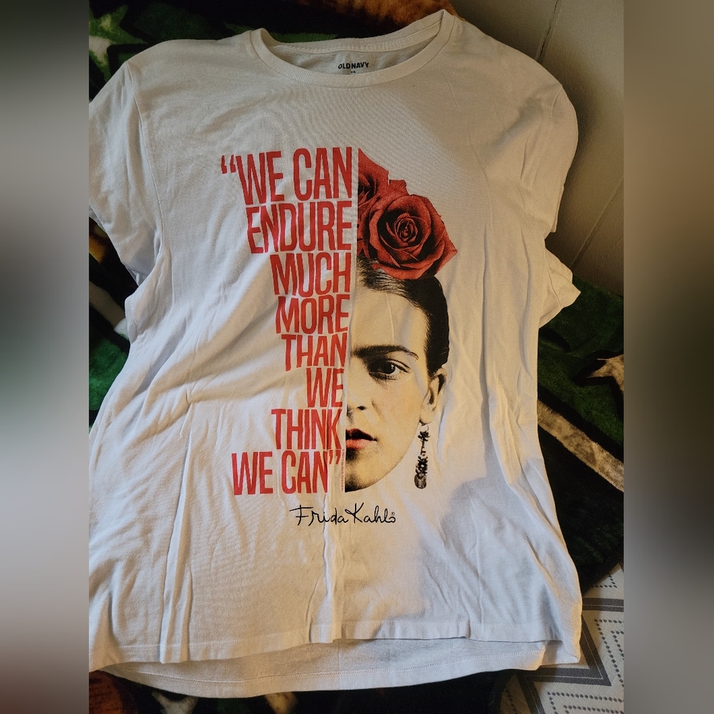 Old navy Frida kahlo shirt XXL
